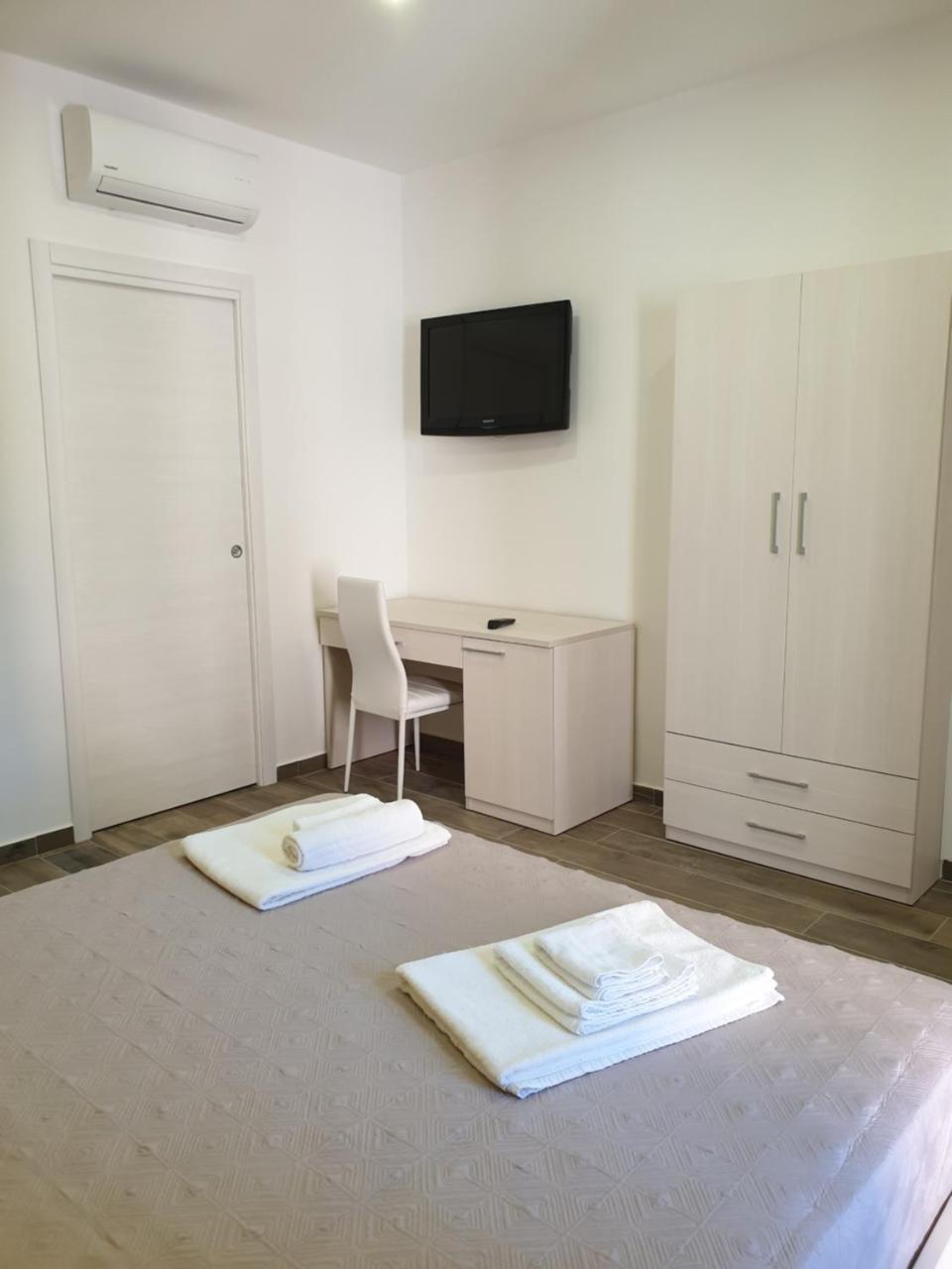 Gio Rooms Scalea Kültér fotó