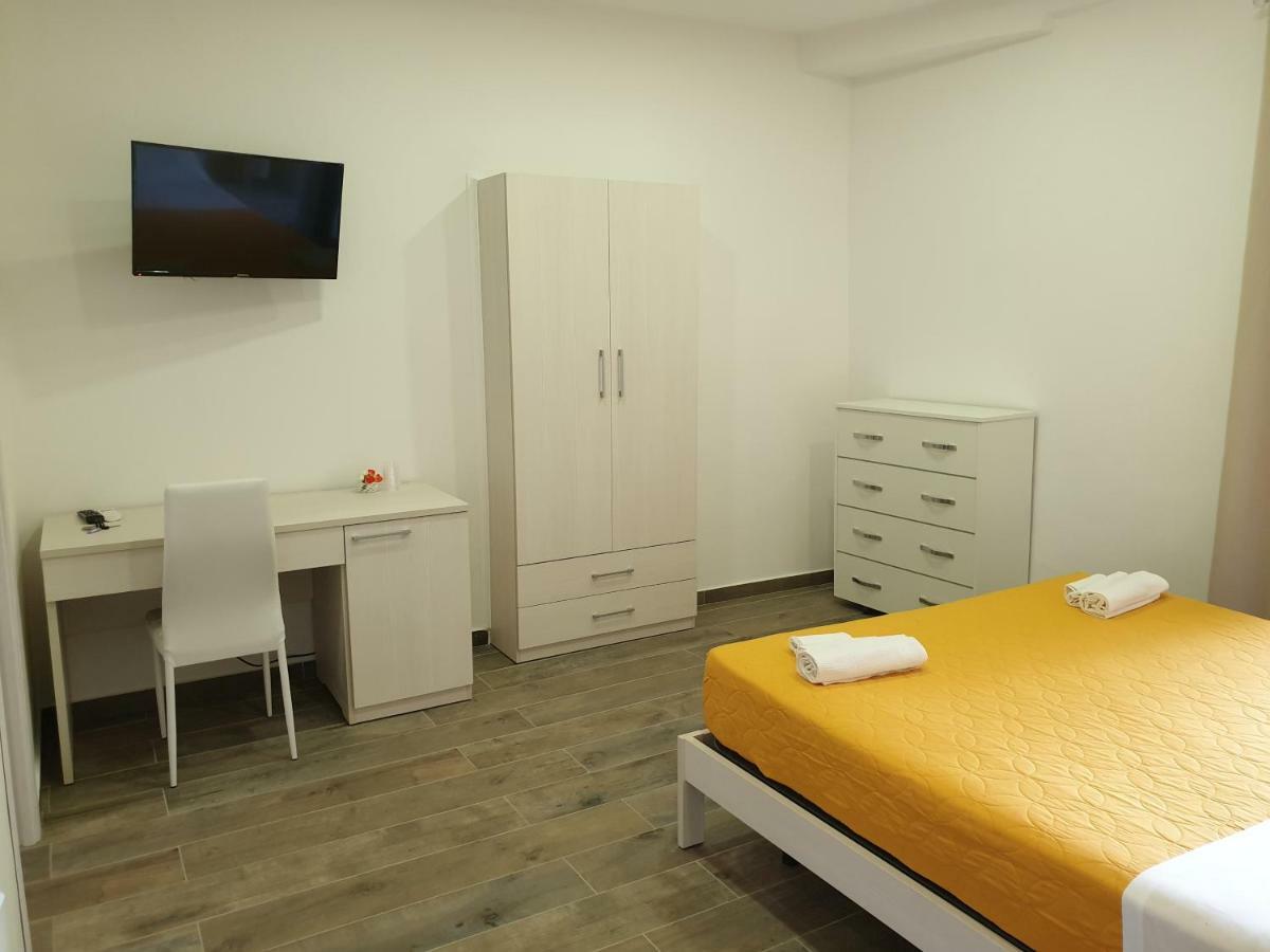 Gio Rooms Scalea Kültér fotó